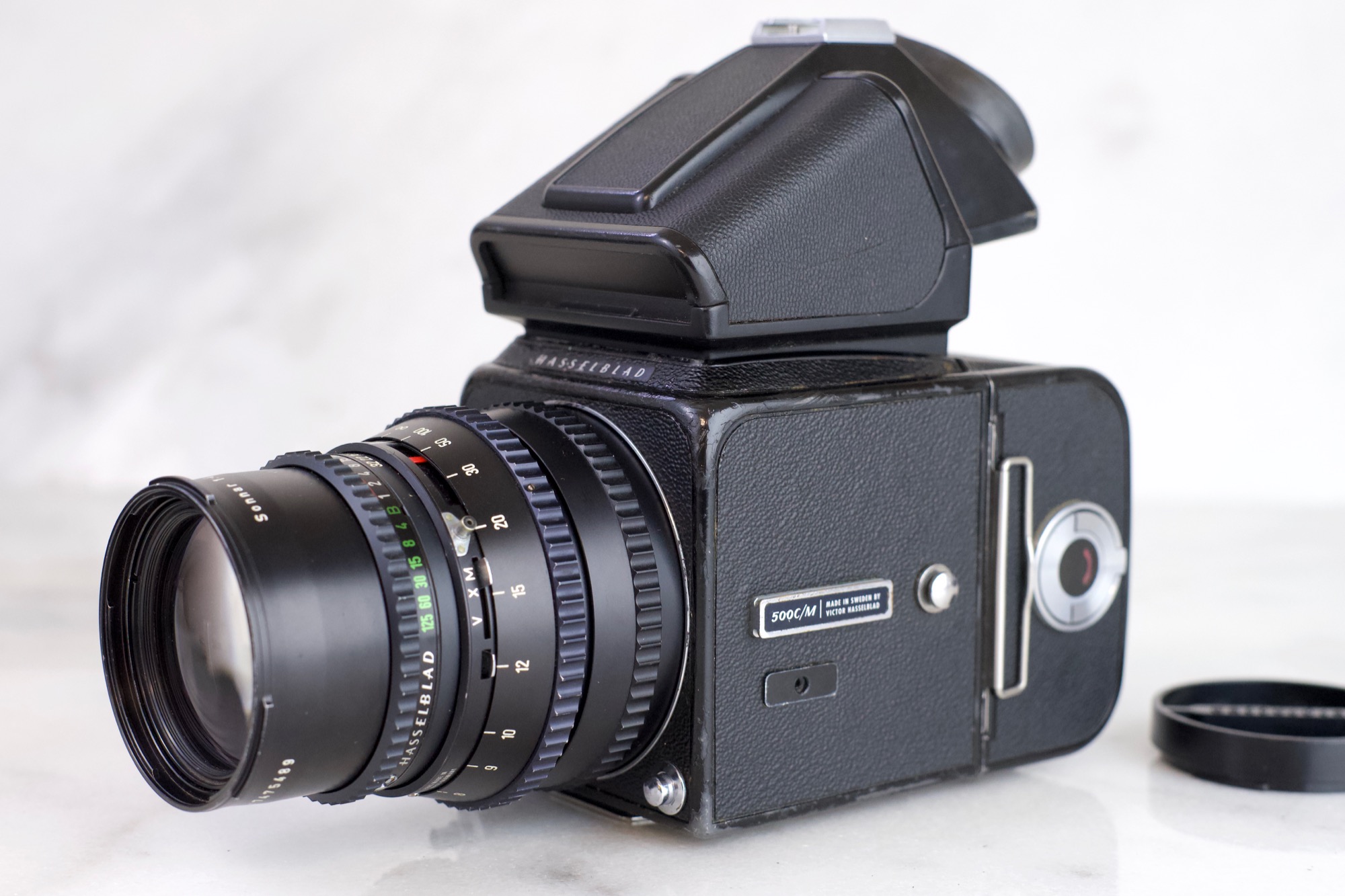 Hasselblad 500 CM with Carl Zeiss Sonnar T* 150mm F/4 Lens Hasselblad 500 CM with Carl Zeiss Sonnar T* 150mm F/4 Lens